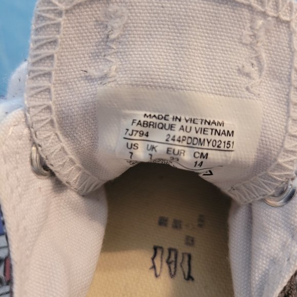 Converse All Star Girls Excellent condition size 7 - Picture 6 of 6